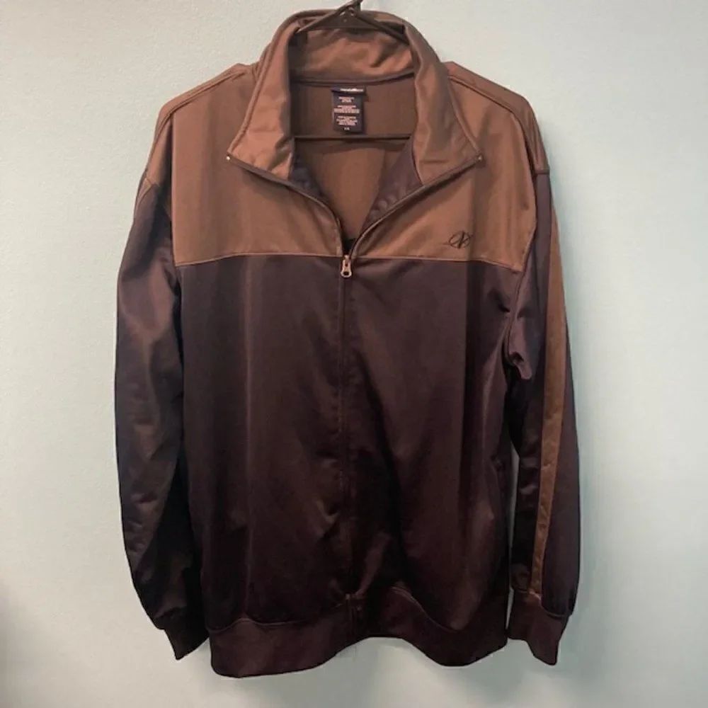 nordictrack black and tan jacket, size Large
